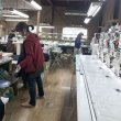 国内の刺繍工場で１つ１つ手作りしています