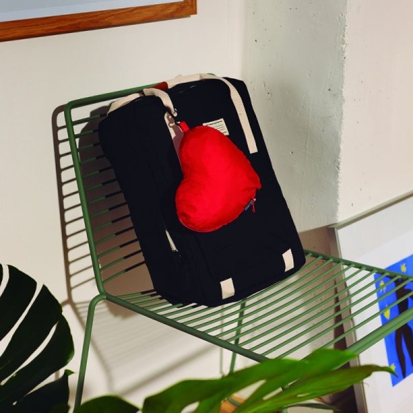 【KIKKERLAND】ノマドバックパックハート、イメージ